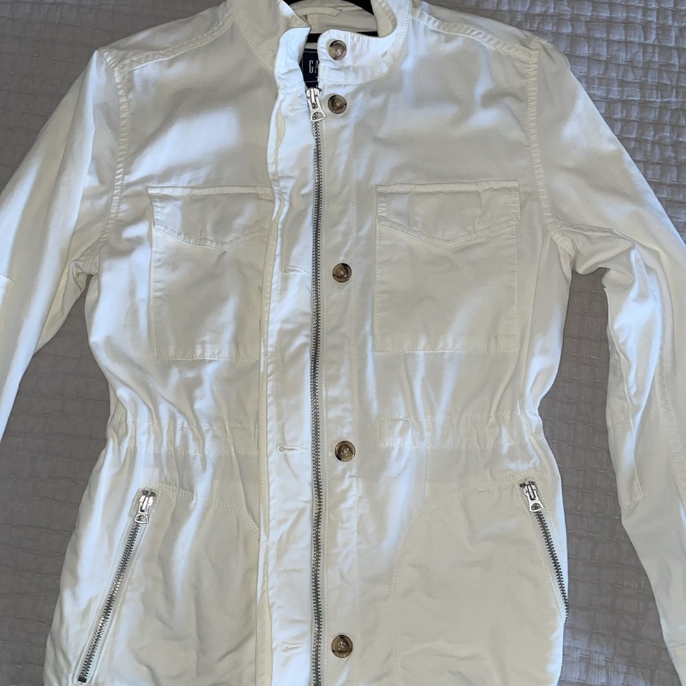 Gap Jacket, Size Medium - image 6